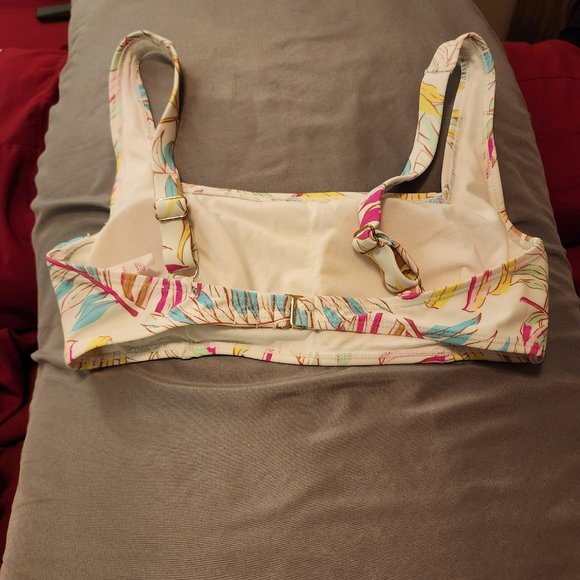 Women's 2 Peice Bathing Suit - Picture 5 of 7